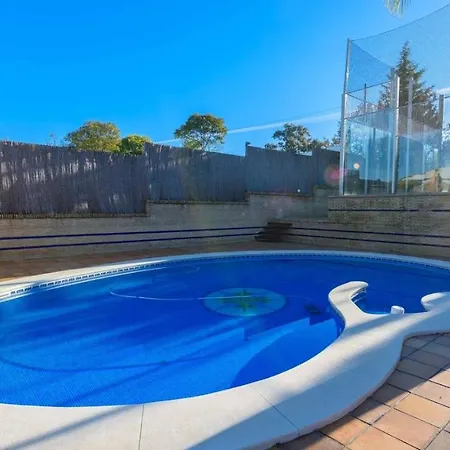 Casa Con Pista De Padel Castilblanco De Arroyos By Ruralidays * Sewilla